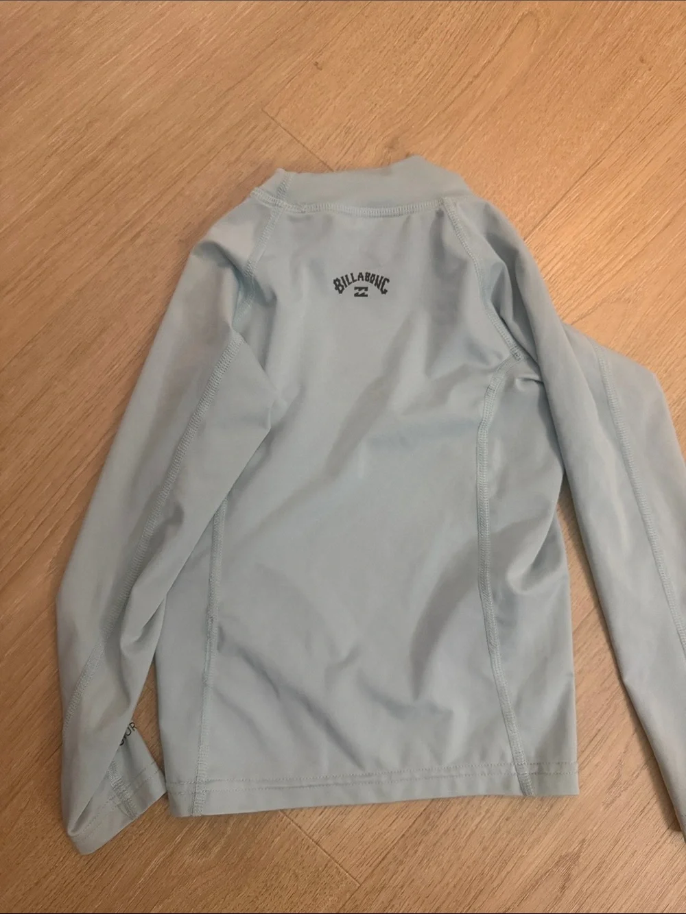 Billabong kids small Pale Blue Long Sleeve surf Guard shirt